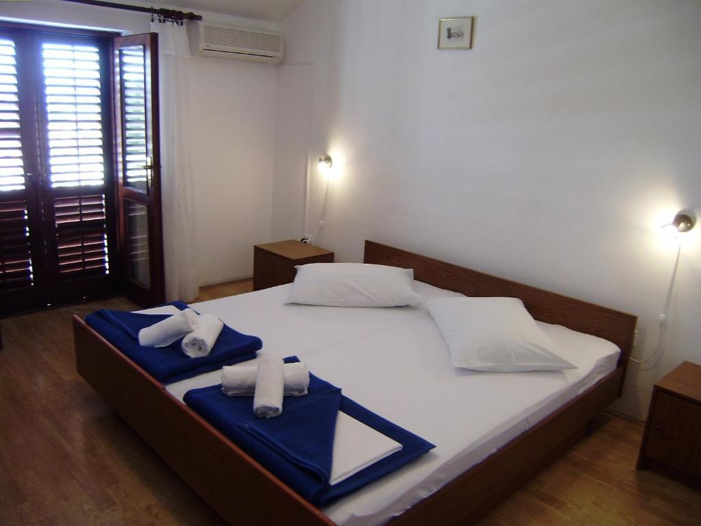 Double or Twin Room with Sea View,47483473:JPEG