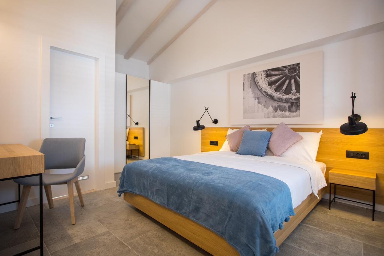 Deluxe Tweepersoonskamer met 1 of 2 Bedden en Uitzicht op Zee