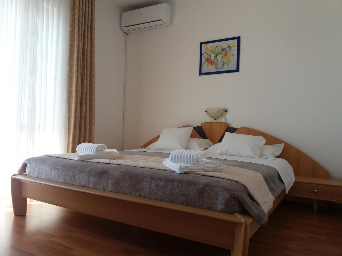 Double Room with Private Bathroom and Sea View,1625490383:JPEG
