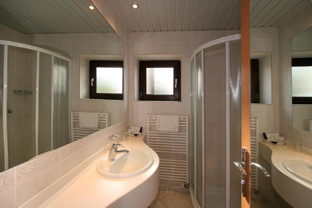 Double or Twin Room with Balcony