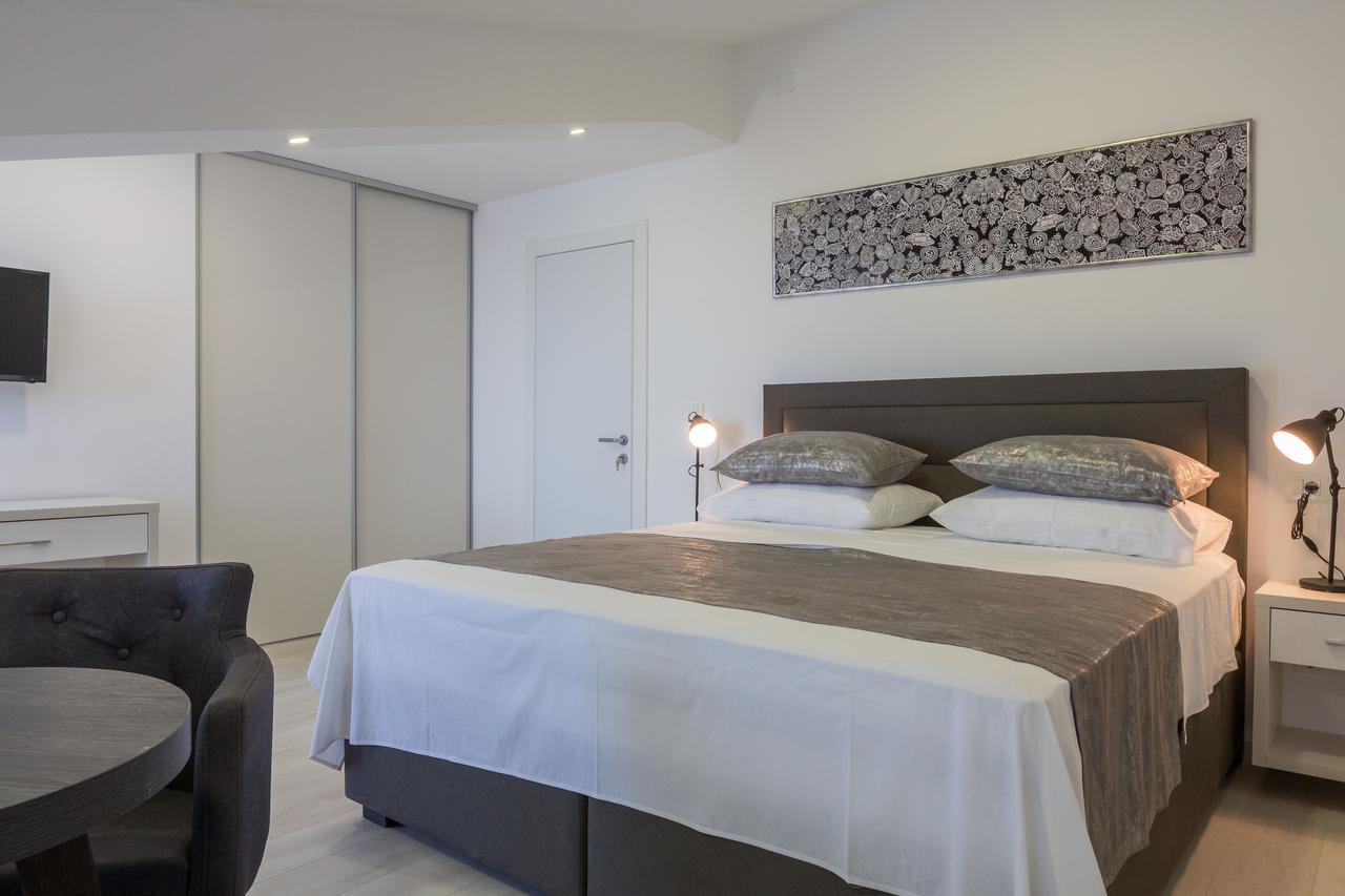 Deluxe Doppelzimmer mit Balkon und Meerblick