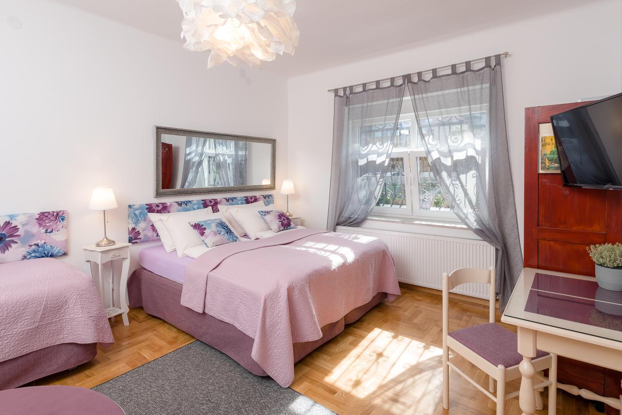 Doppelzimmer mit Zustellbett
