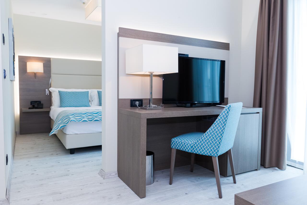 Suite mit Poolblick