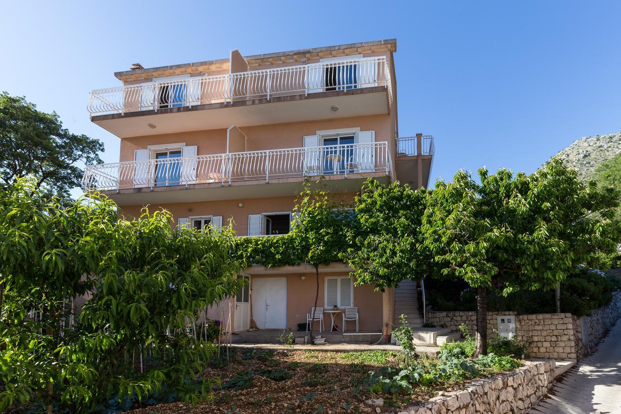 Superior Studio Apartment with Balcony and Sea View