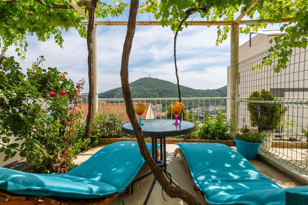 Studio-Apartment mit Terrasse