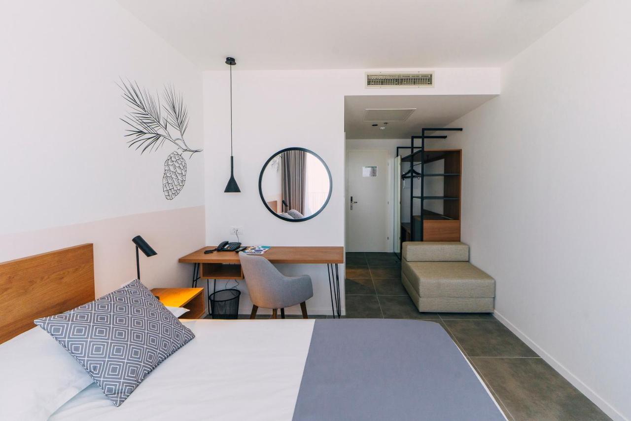 Comfort Room Balcony Sea View