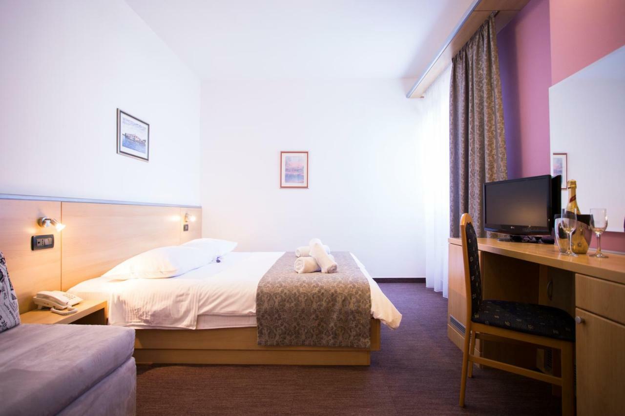 Deluxe Tweepersoonskamer met Balkon