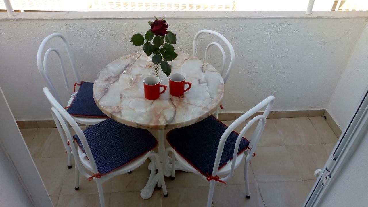 Appartamento con 2 Camere da Letto