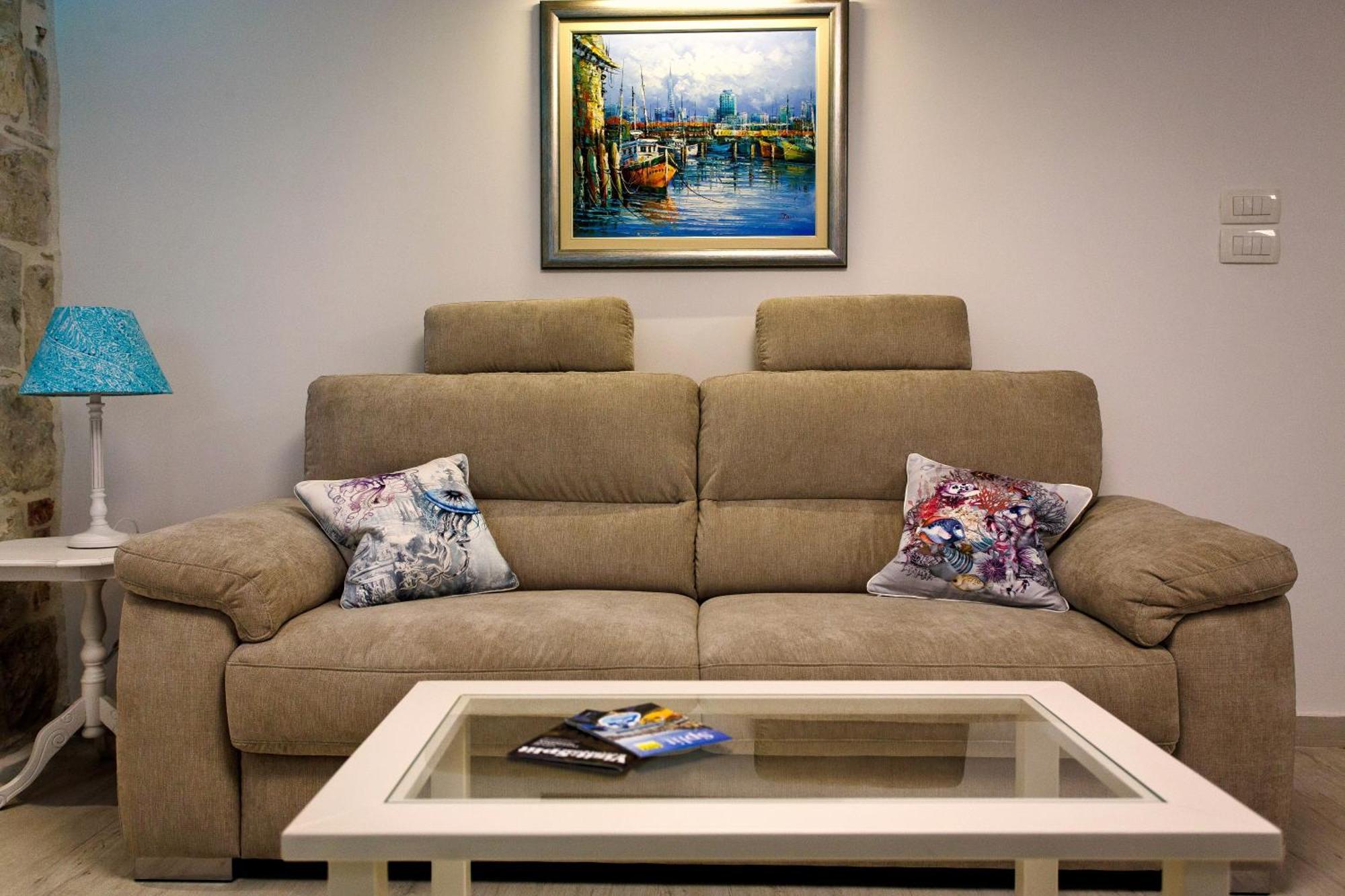 Luxury King Room with Terrace