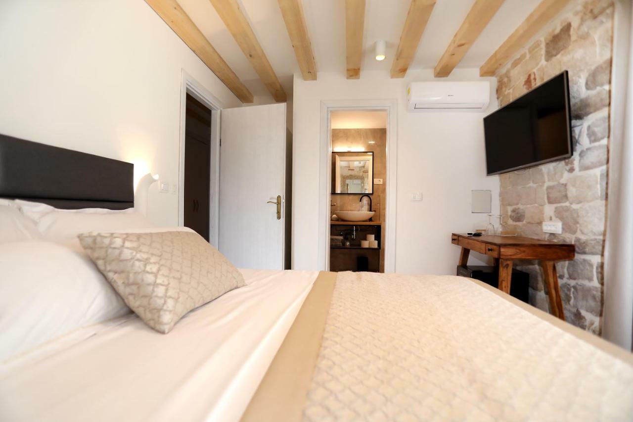 Chambre Lit Queen-Size Deluxe