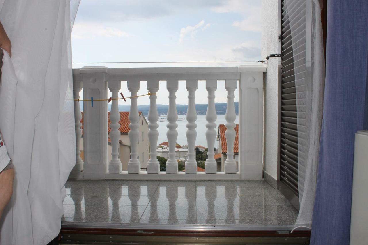 Doppelzimmer mit Balkon und Meerblick