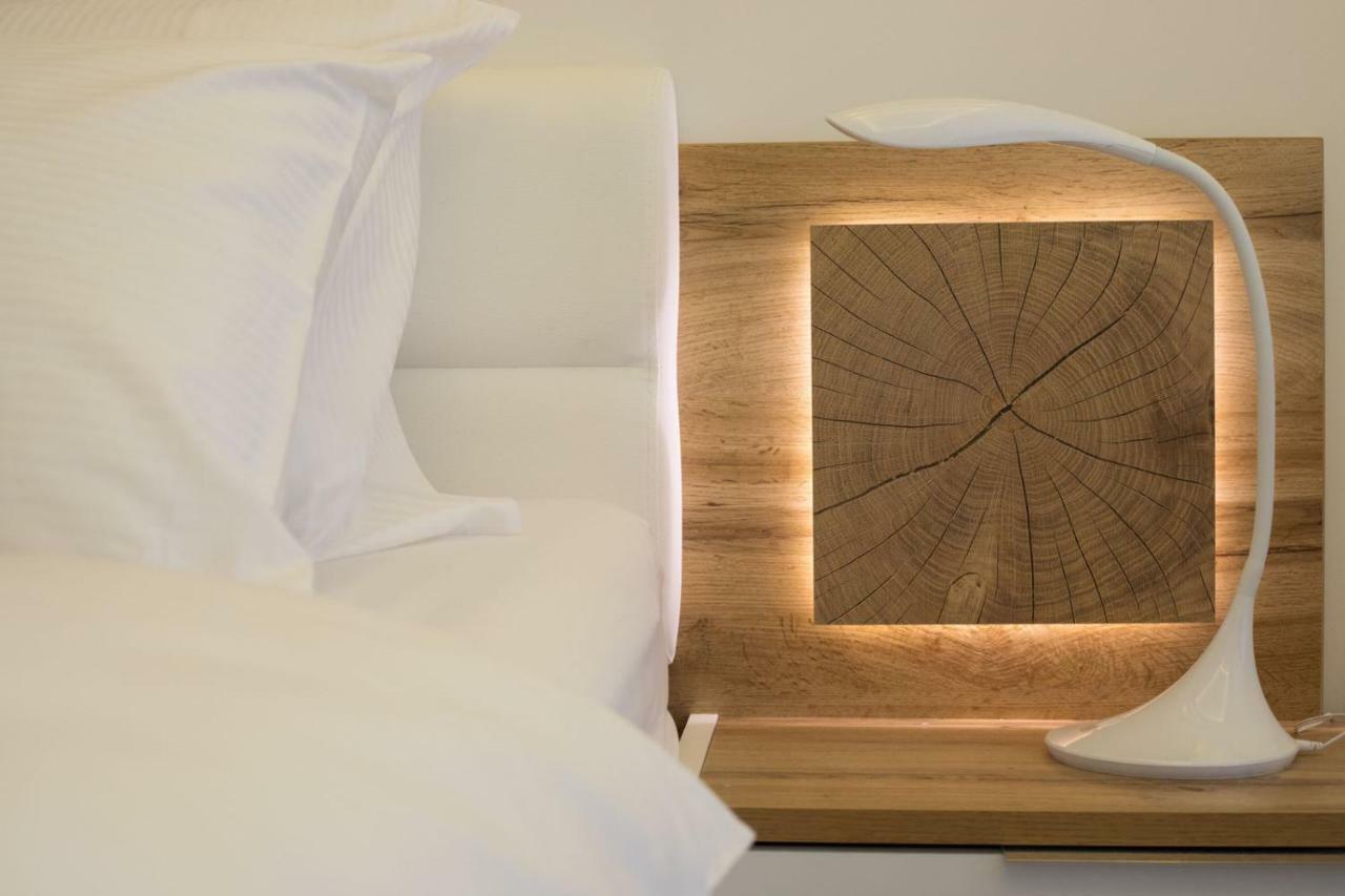 Standard Zimmer mit Kingsize-Bett