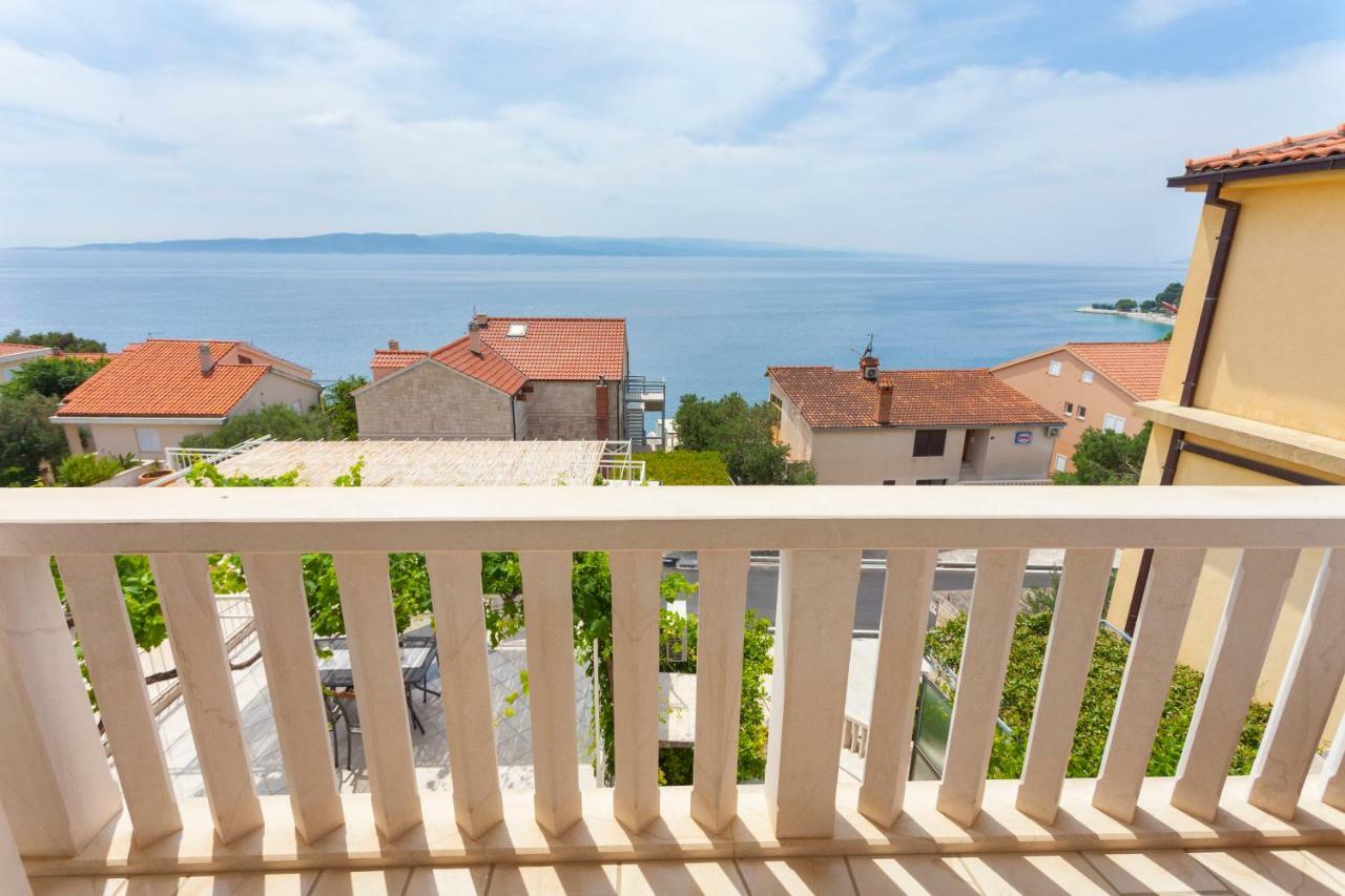 Doppelzimmer mit Balkon und Meerblick