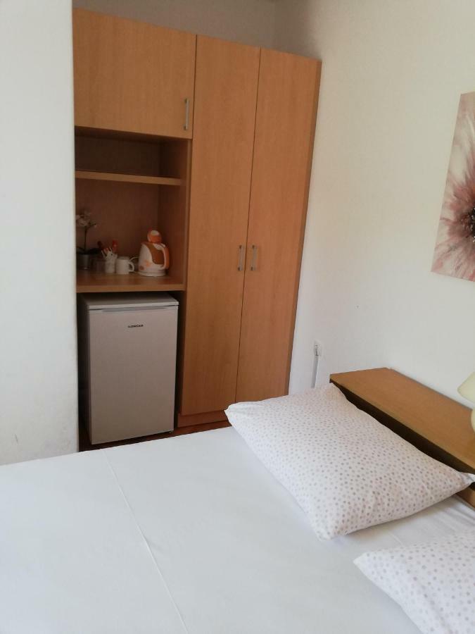 Doppelzimmer mit Balkon