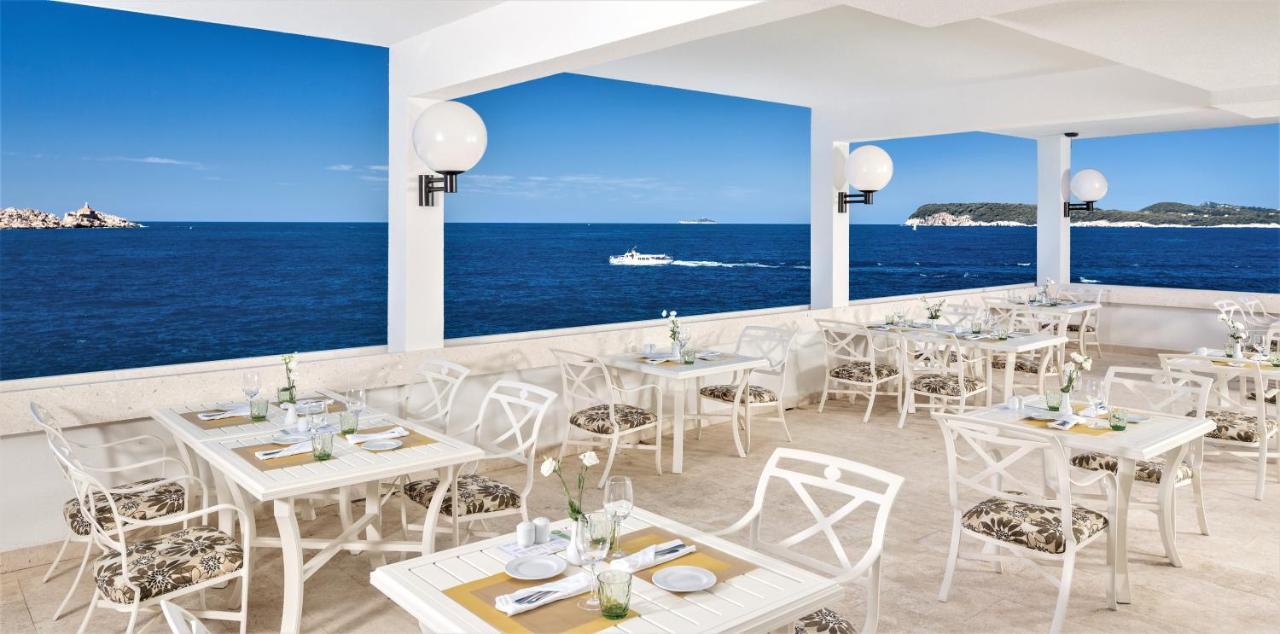 Royal  Sky Room with Sea View and Balcony