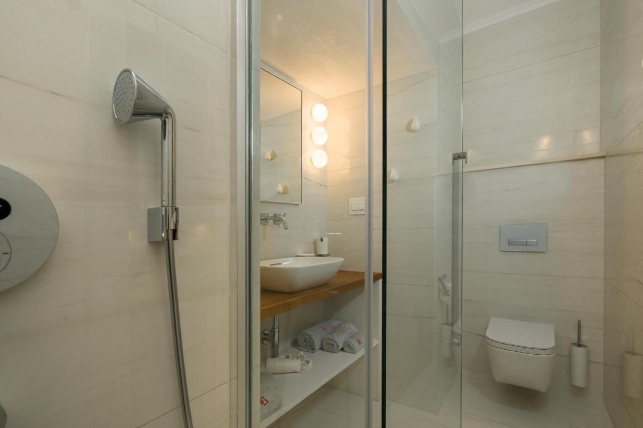 Deluxe Double Room Castle View