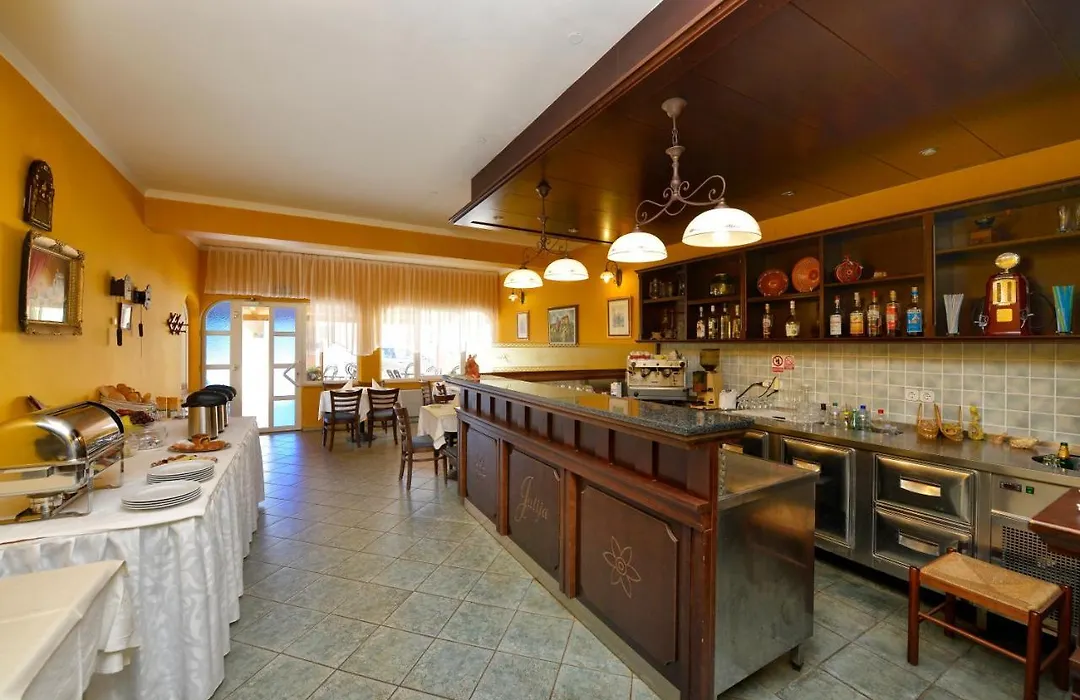 Bed And Breakfast Julia-1