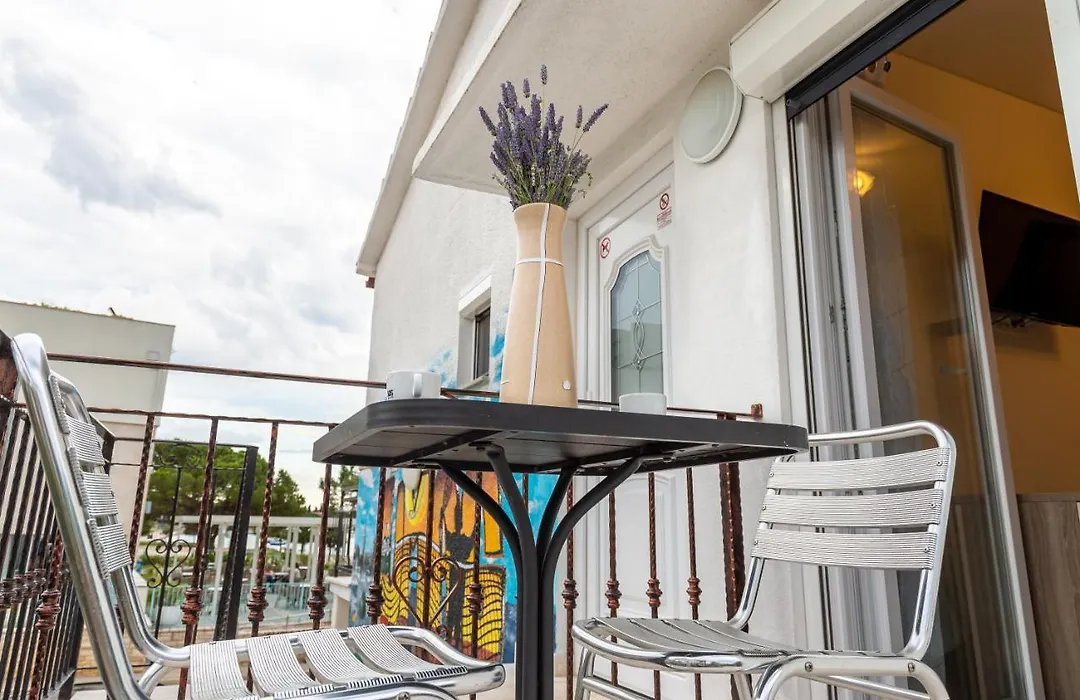 Villa Umag Seafront-1