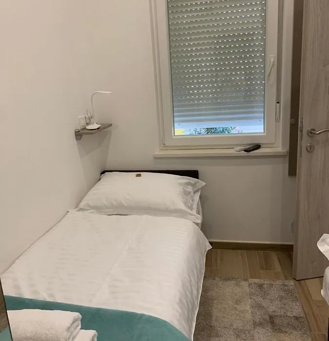 Rirooms-1