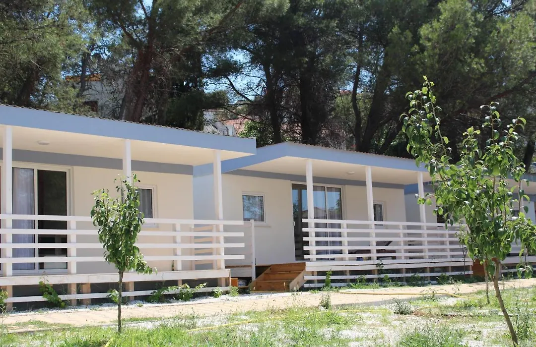 Mobile Homes Sveti Kriz-1