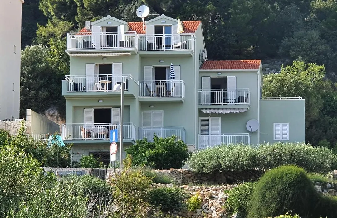 Apartments Frane-1