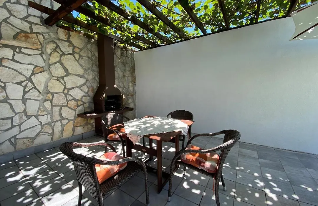 Apartment Mandica-1