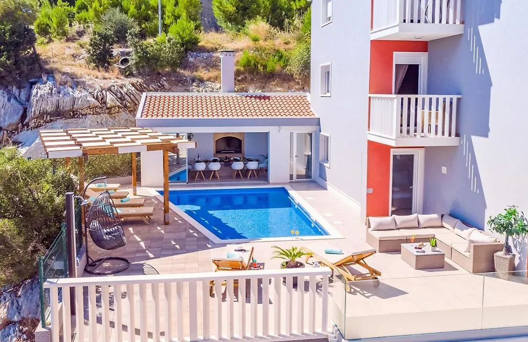 Villa Matan - Only 200M From The Sandy Beaches, Private 28M2 Pool-1