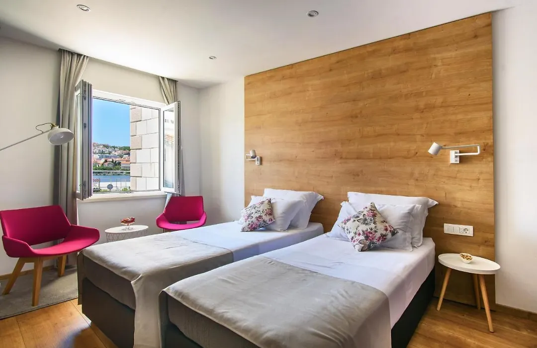 Ora Luxury Rooms-1