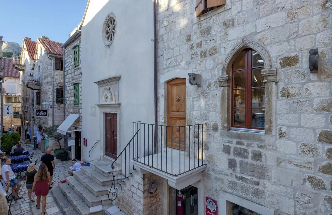 Villa Varda - Villa Latica-1