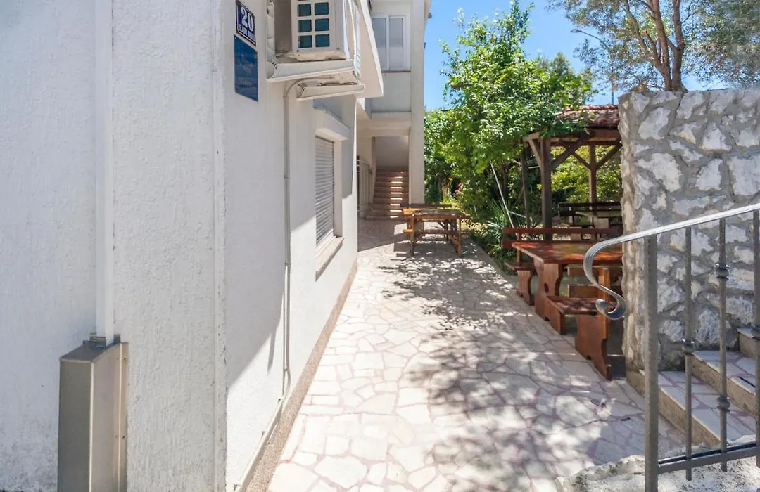 Apartments & Rooms Strcic Petra-1