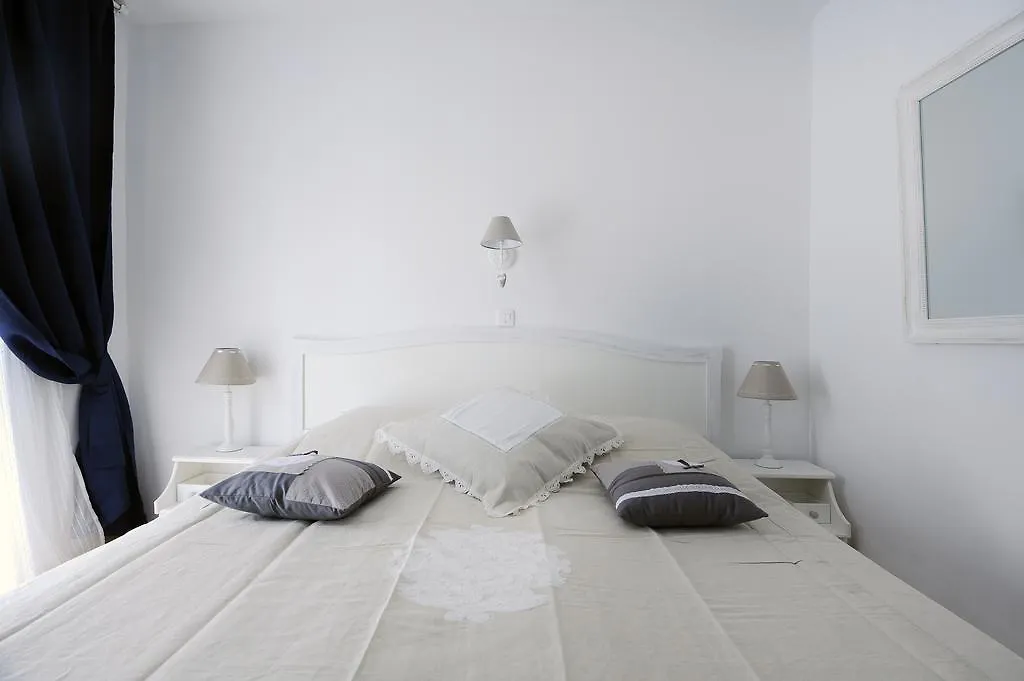 Tinel Rooms Old City Center-1