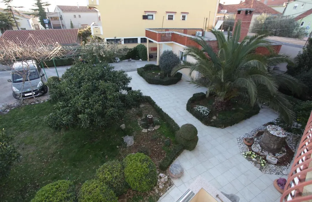 Apartments Kresan-1