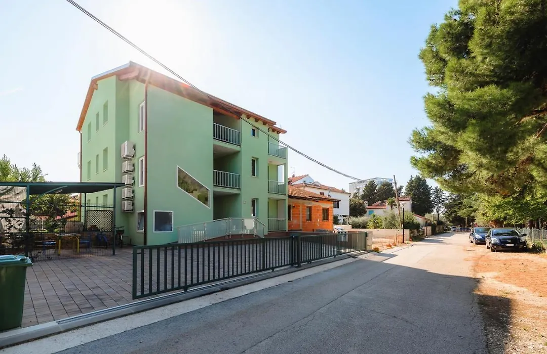 Andrea House With Apartments-1