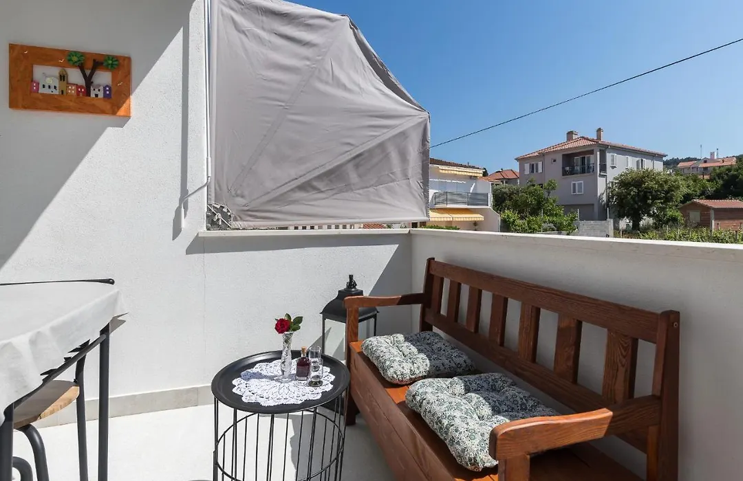 Apartment M&J Supetar-1
