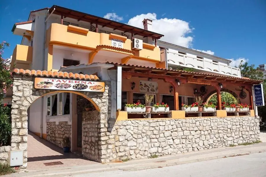 Pag Marina Rooms & Apartment-1