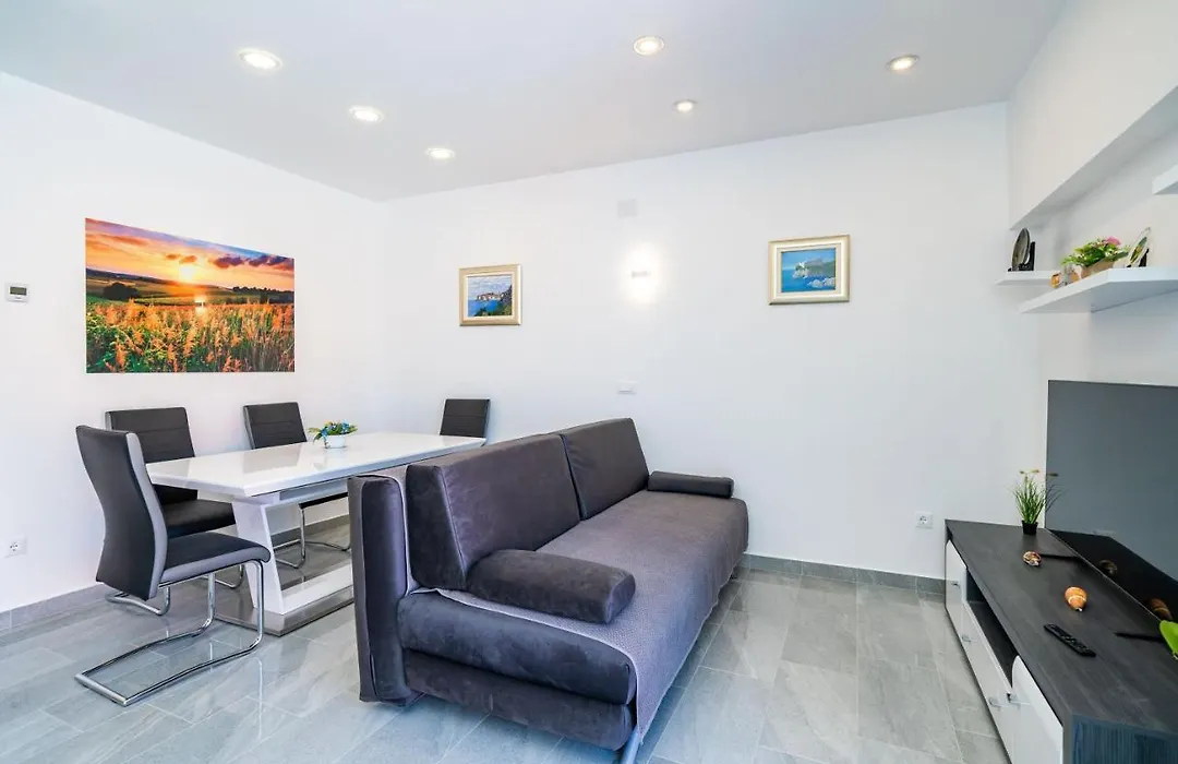 Andelic Sunset Apartments-1