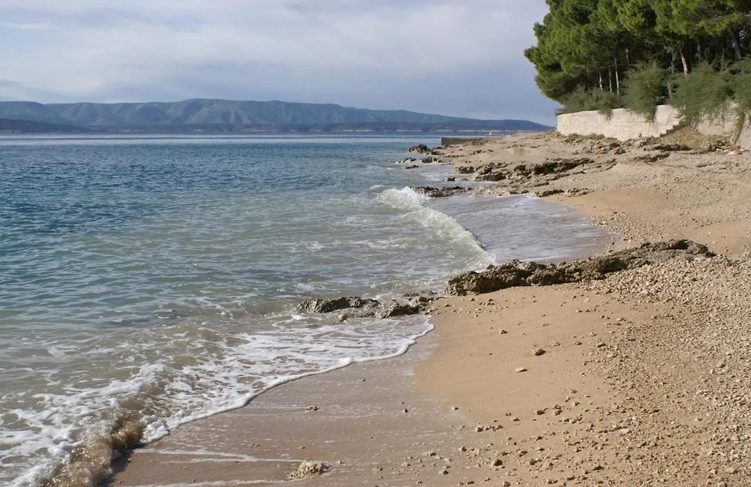 Apartments And Rooms With Parking Space Bol, Brac - 2926-1