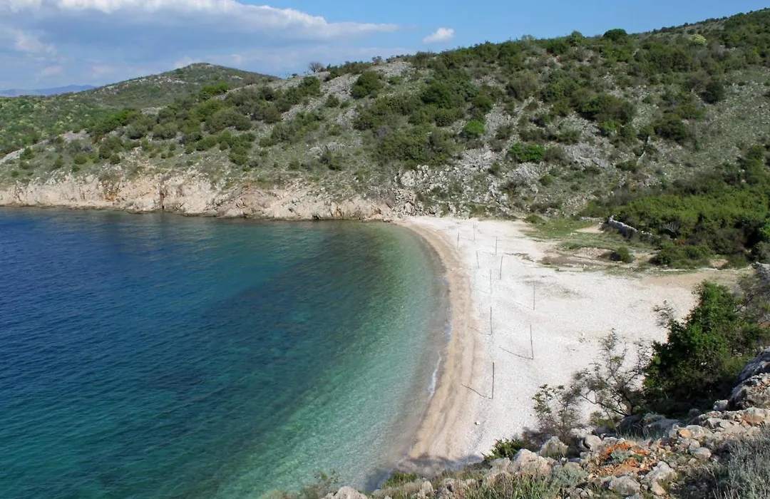 Apartments And Rooms With Parking Space Vrbnik, Krk - 5301-1