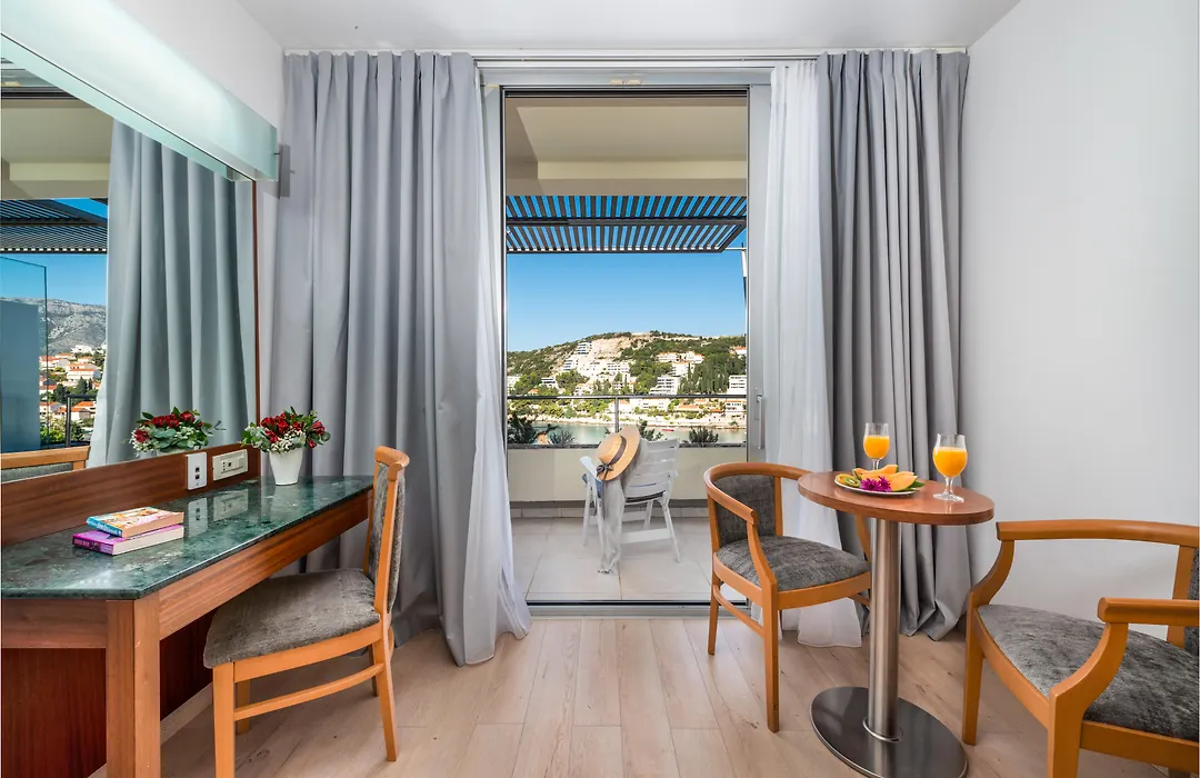 Hotel Uvala-1