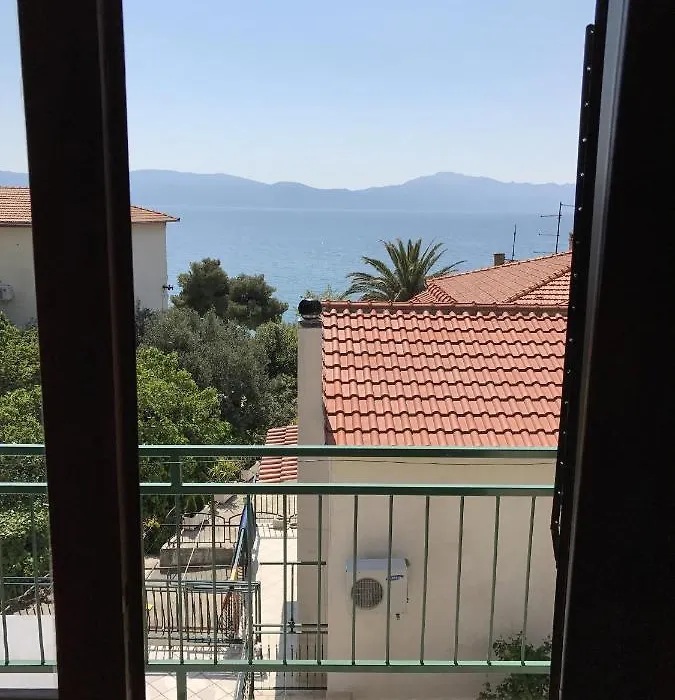 Apartments And Rooms By The Sea Gradac, Makarska - 13179-1