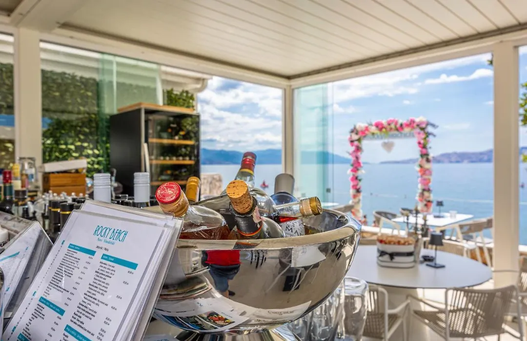 Sea La Vie Rooms-1