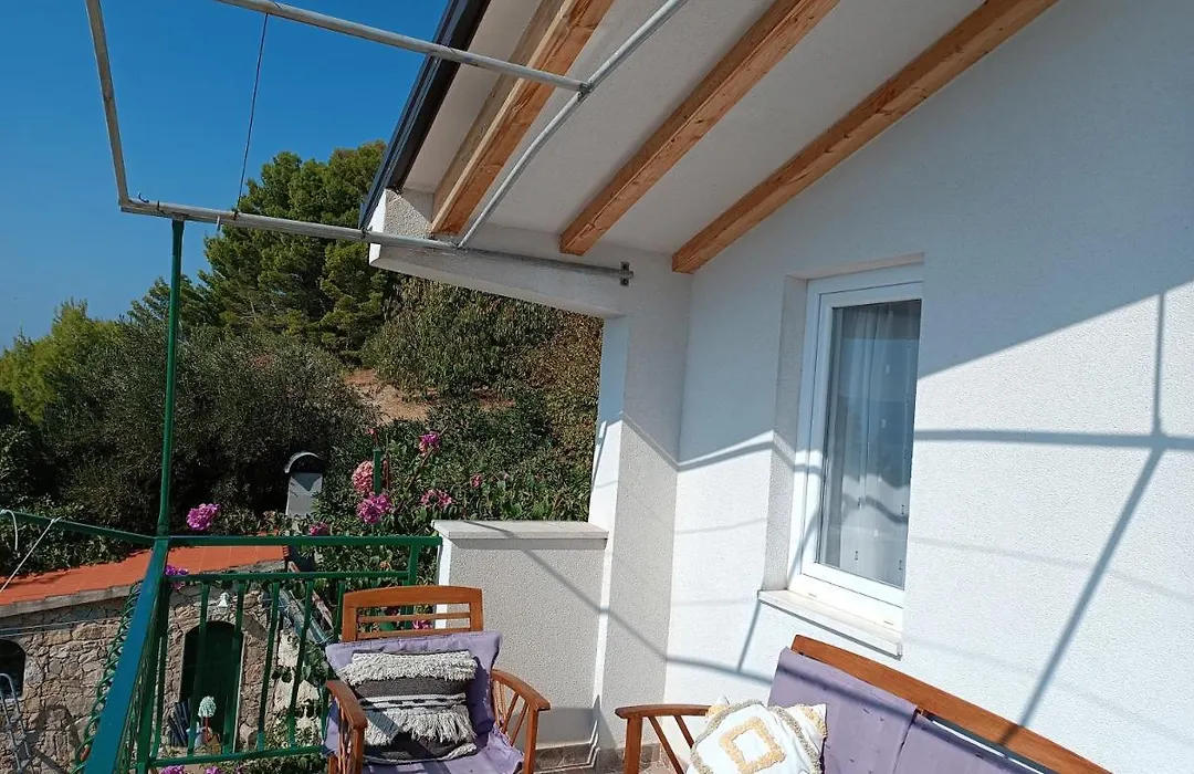 Apartmani Mira Brela-1