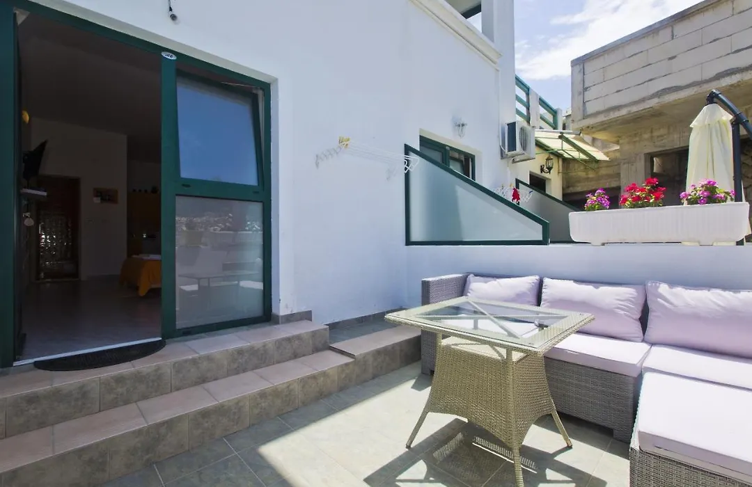 Art Deco Pape Hvar-1