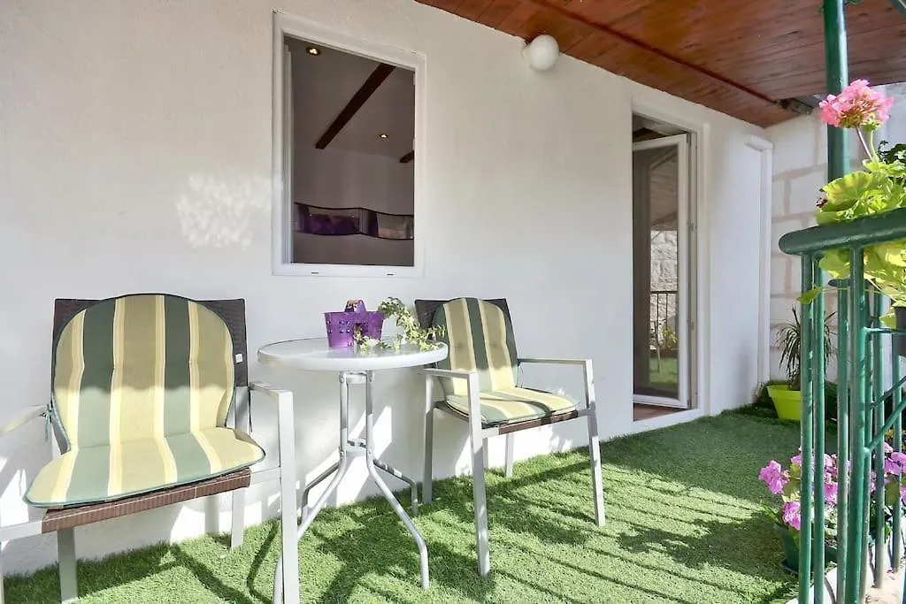 Rooms Vila Vilini Dvori-1