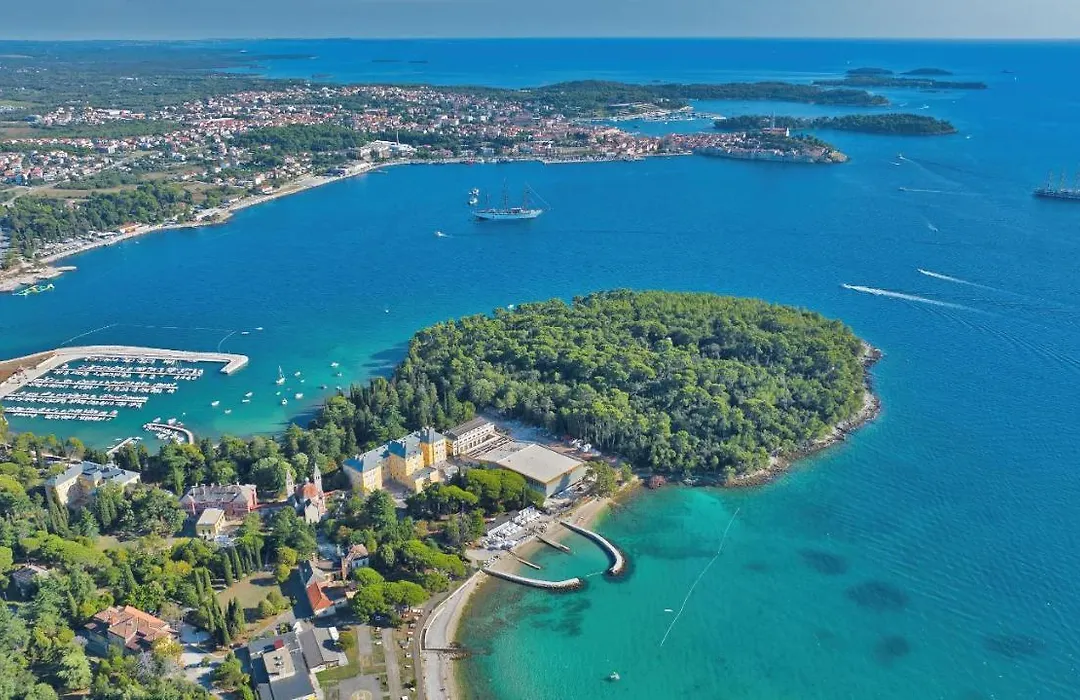 Villa Aurum Health & Climatotherapy Center-1