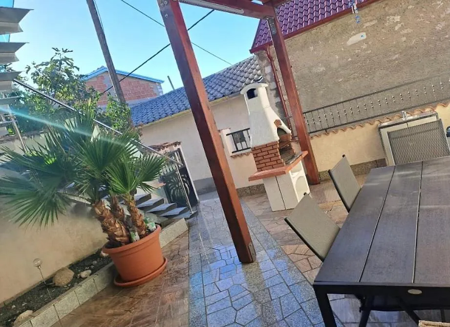 Villa Arian-1