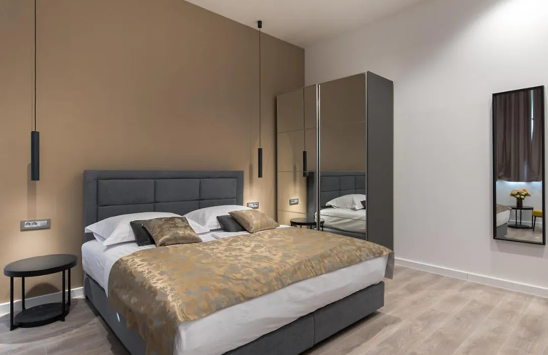 Seascape Luxury Rooms-1