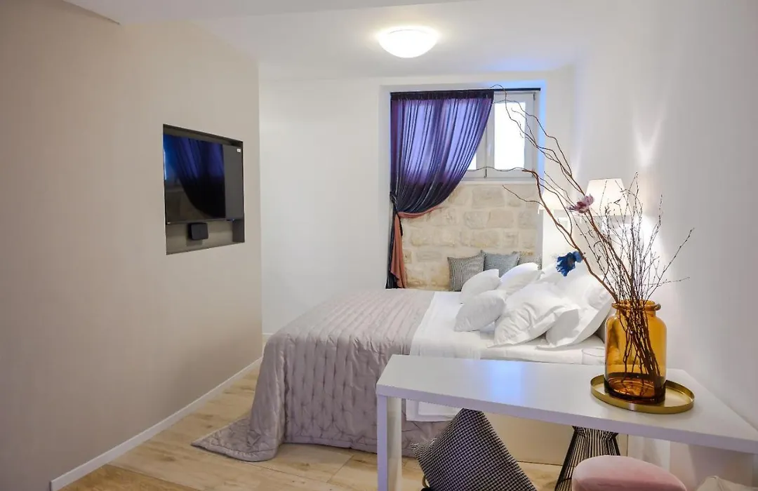 Diocletian Luxury Room-1