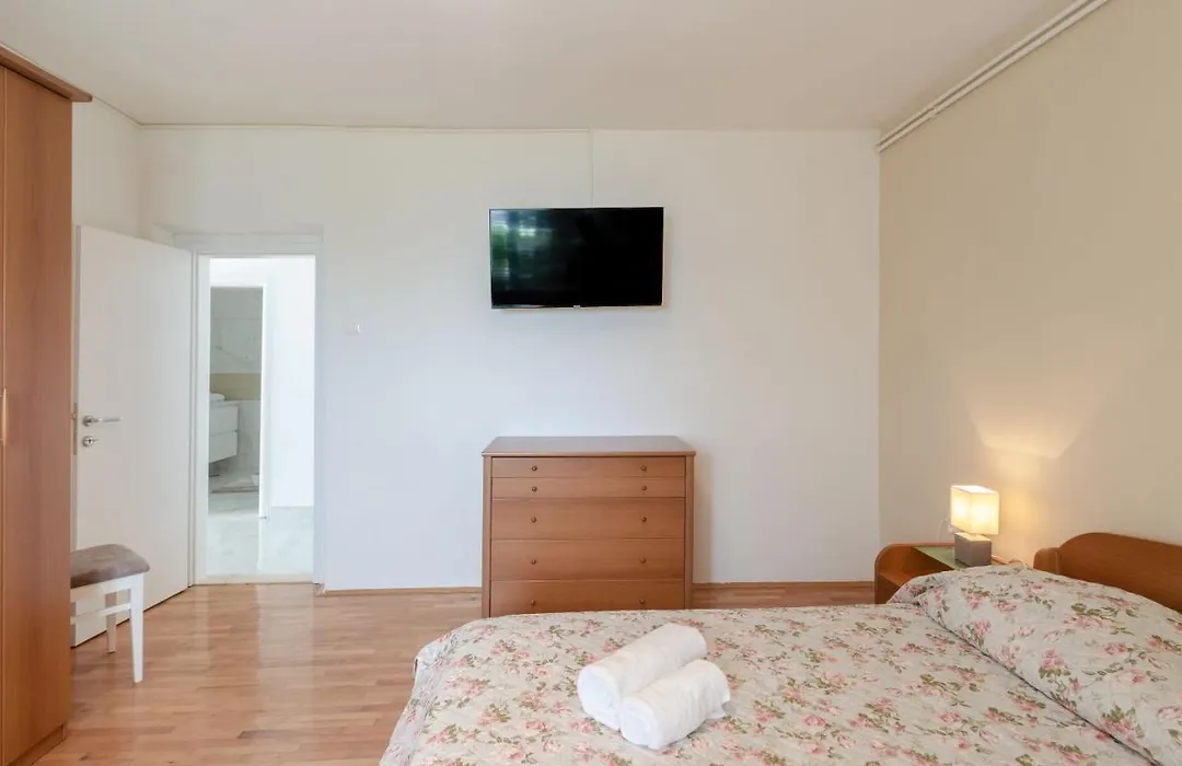 Apartmani Vuletic-1