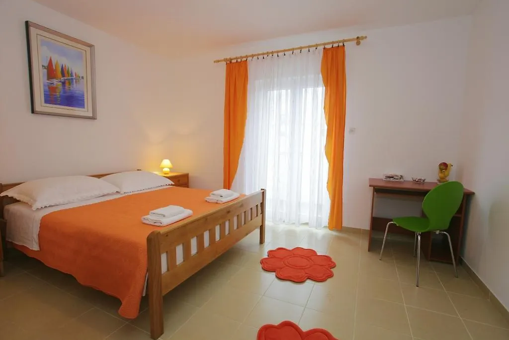 Guest House Renata-1